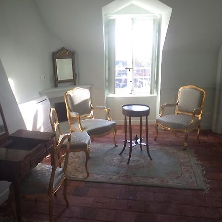 Castel De La Comtesse Bed & Breakfast Blois Bagian luar foto